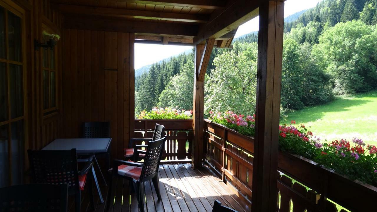 Ferienhaus Enzi Weissbriach Exterior photo