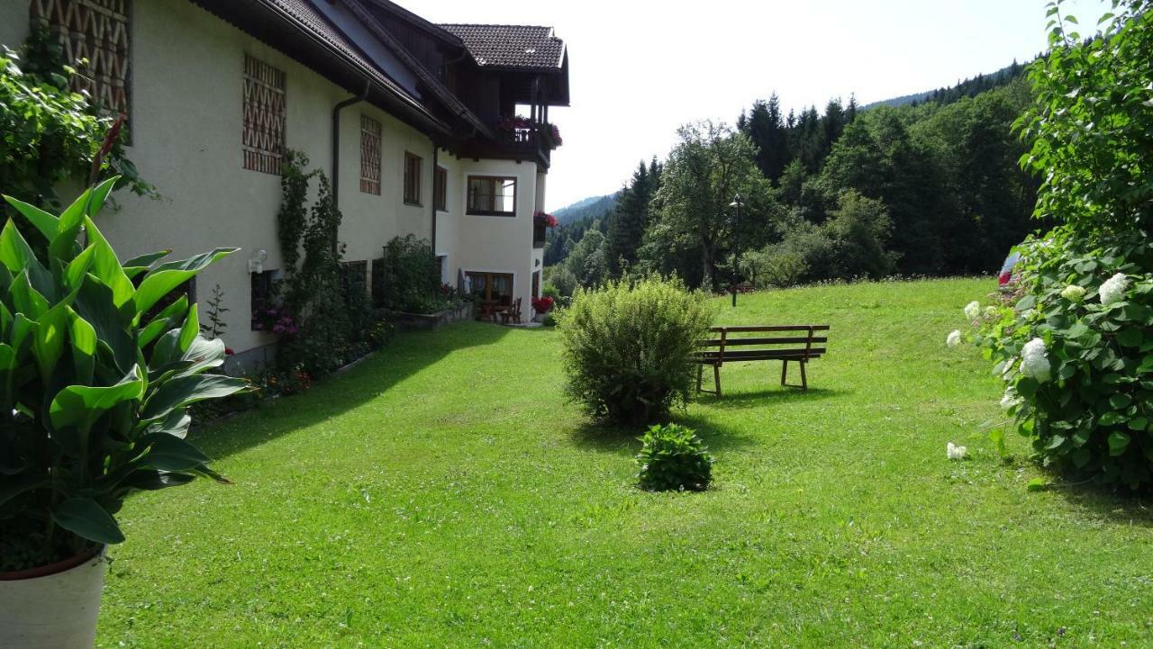 Ferienhaus Enzi Weissbriach Exterior photo